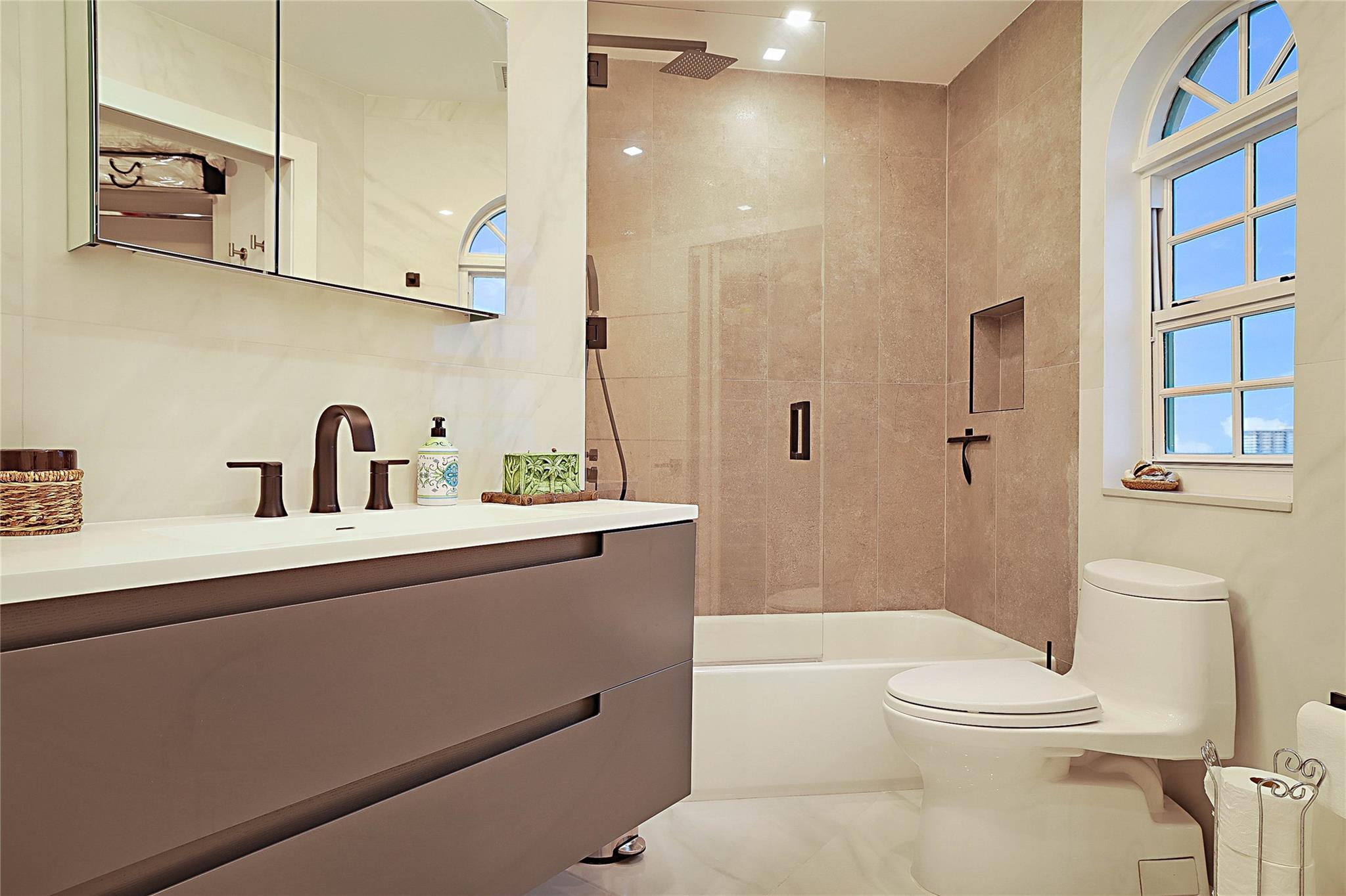 BIRCH POINTE CONDO - Residential