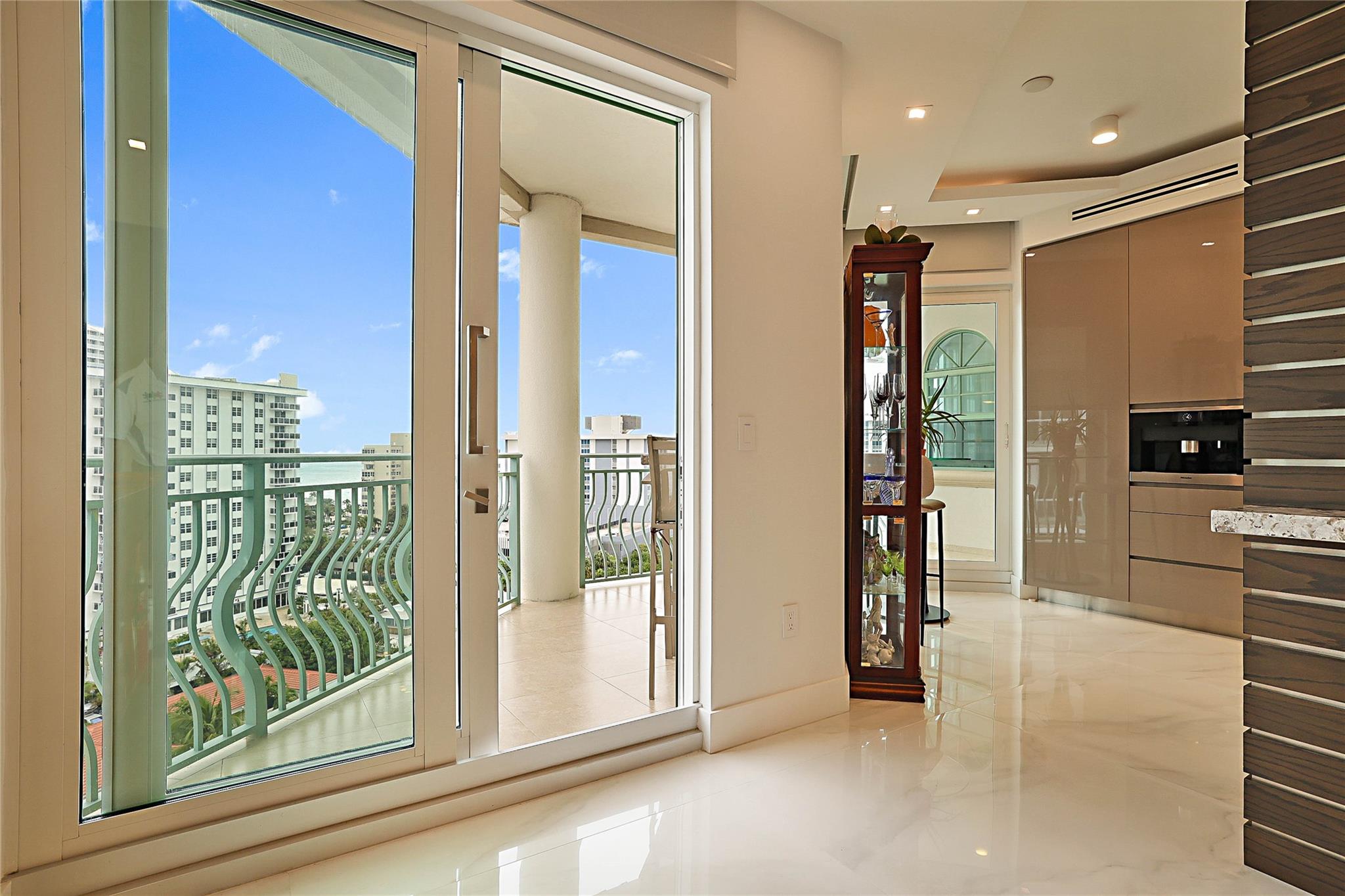 BIRCH POINTE CONDO - Residential