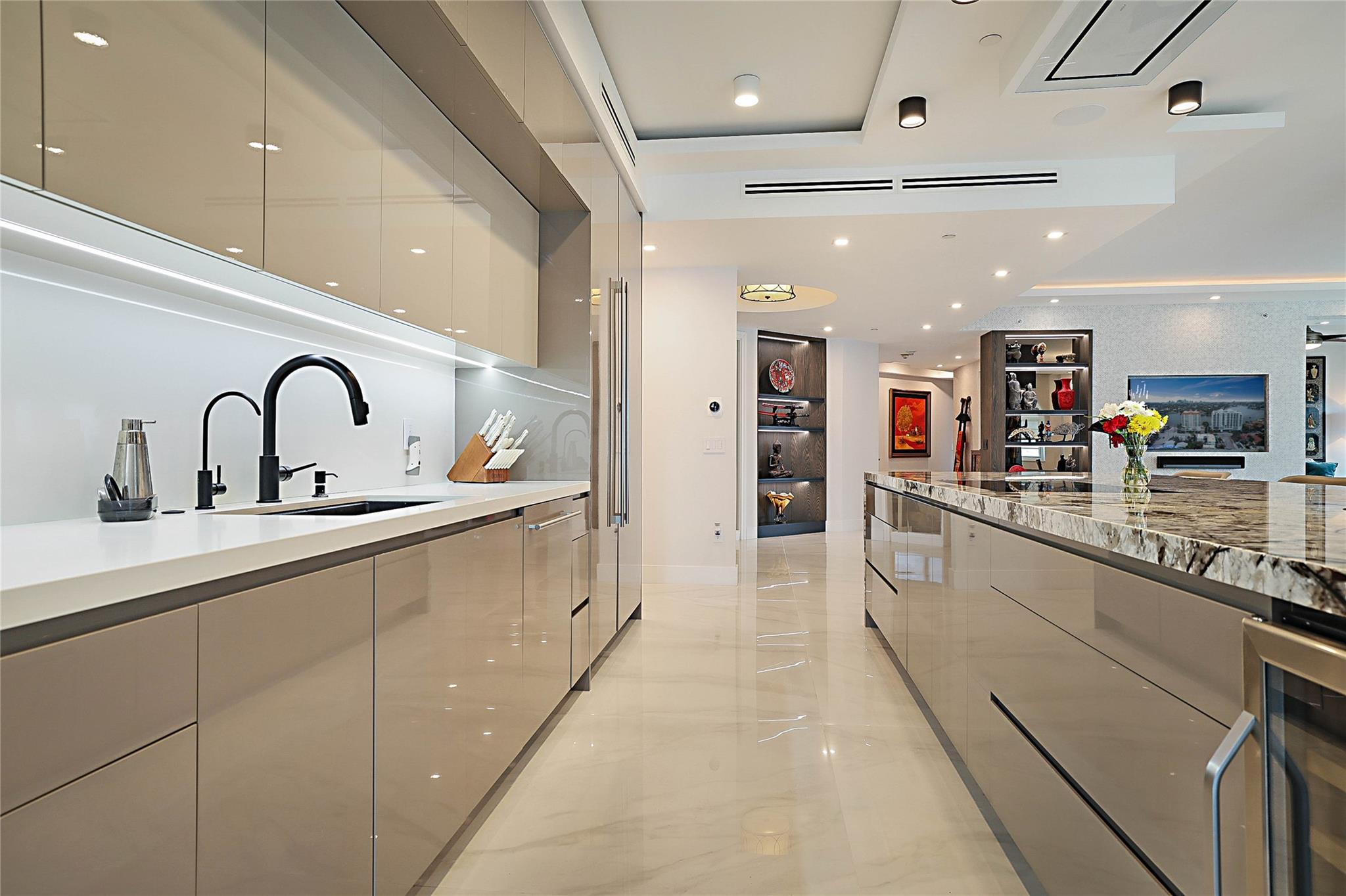 BIRCH POINTE CONDO - Residential