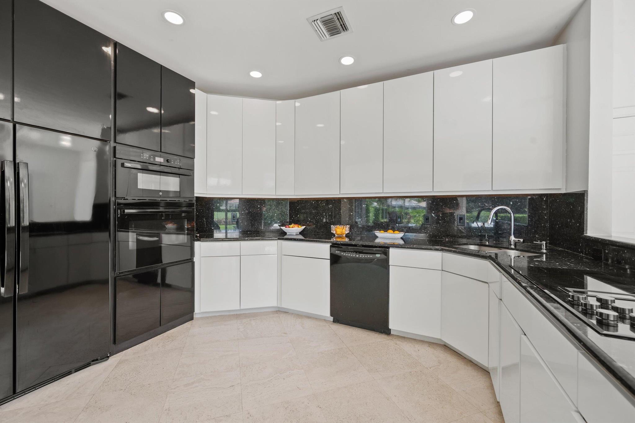 MUIRFIELD 3 - Residential Lease