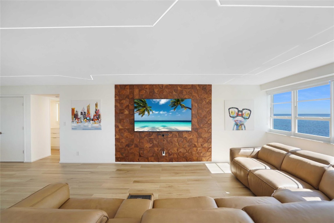 3430 Galt Ocean Drive 1211