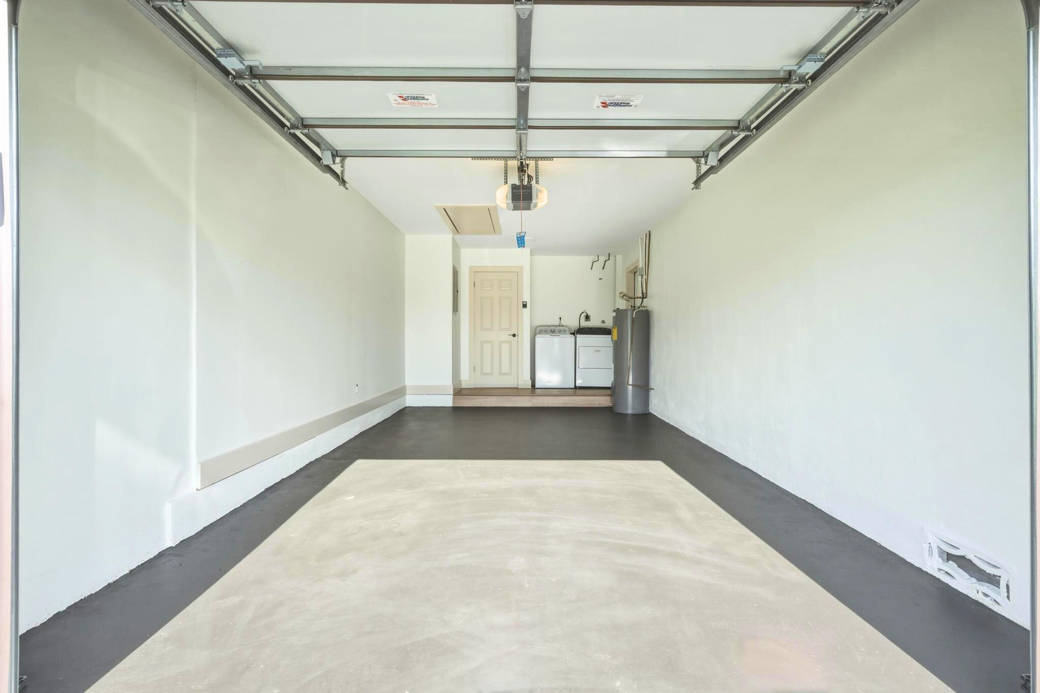 PALM-AIRE VILLAGE SECTION 3 - Residential