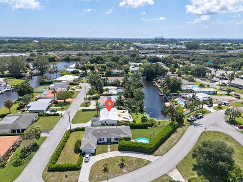 Tiny photo for 1510 Carandis Circle, Lake Clarke Shores, FL 33406 (MLS # B26029758)