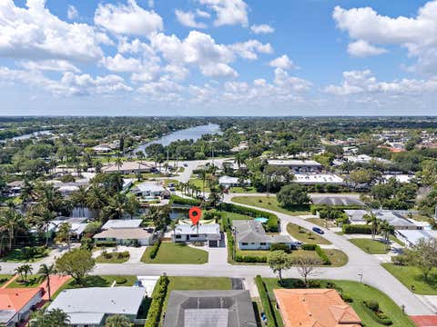 Tiny photo for 1510 Carandis Circle, Lake Clarke Shores, FL 33406 (MLS # B26029758)
