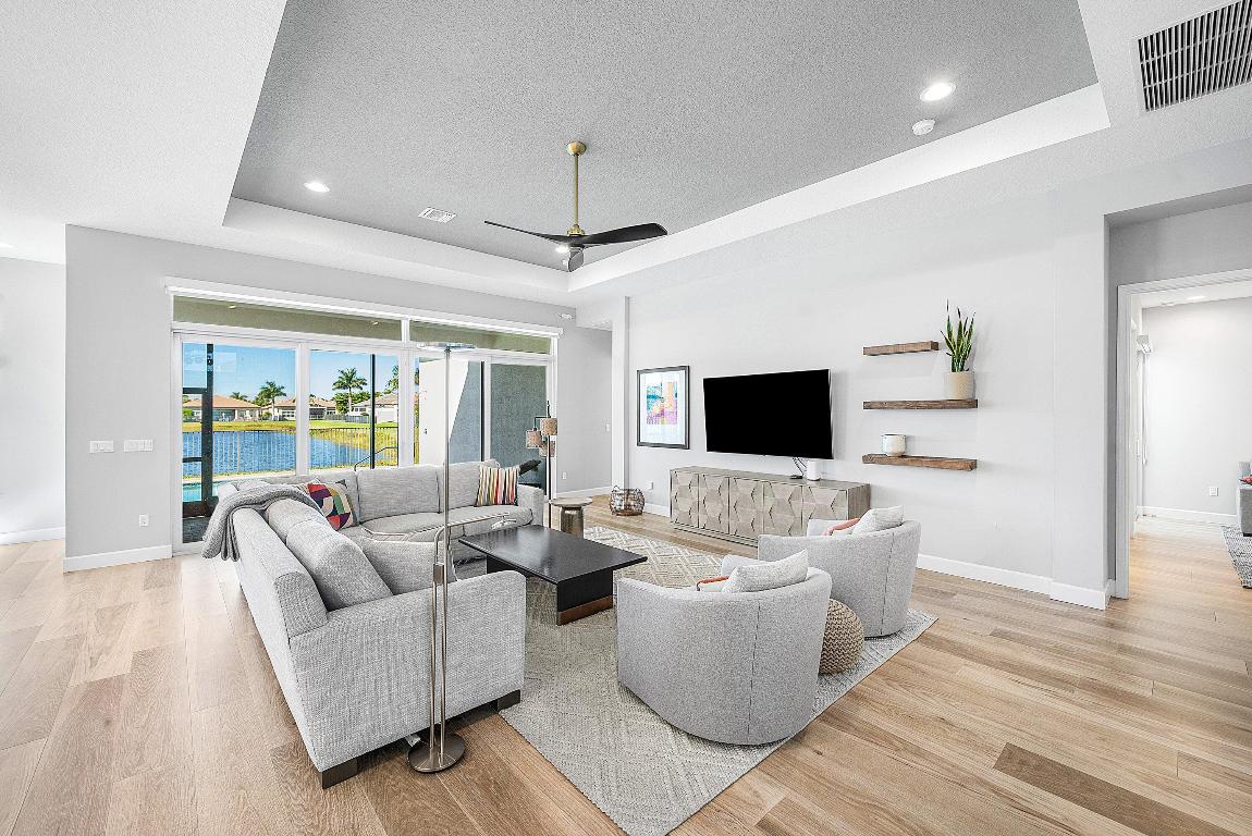 Valencia Sound - Residential