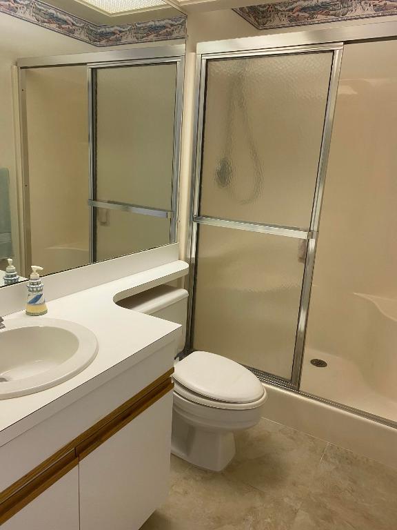 VISTA ST LUCIE BUILDINGS 9 THRU 20 - Residential Lease