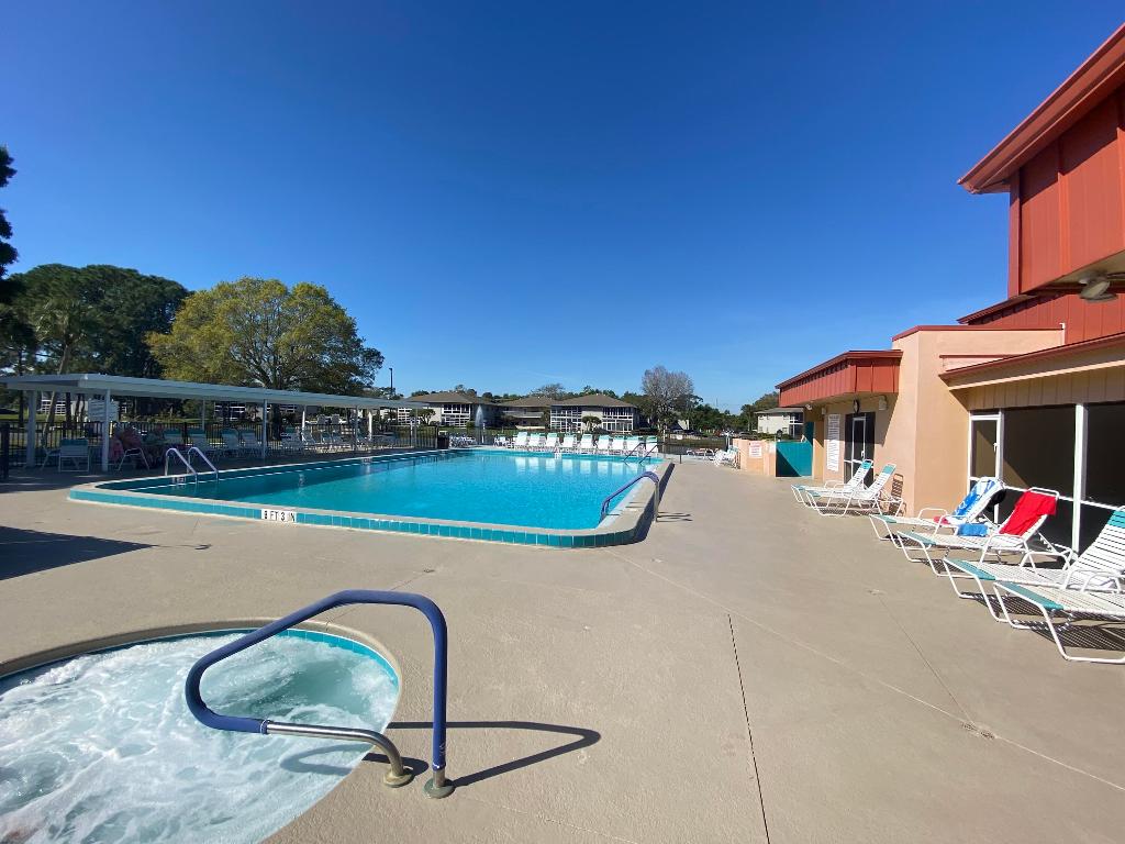 VISTA ST LUCIE BUILDINGS 9 THRU 20 - Residential Lease