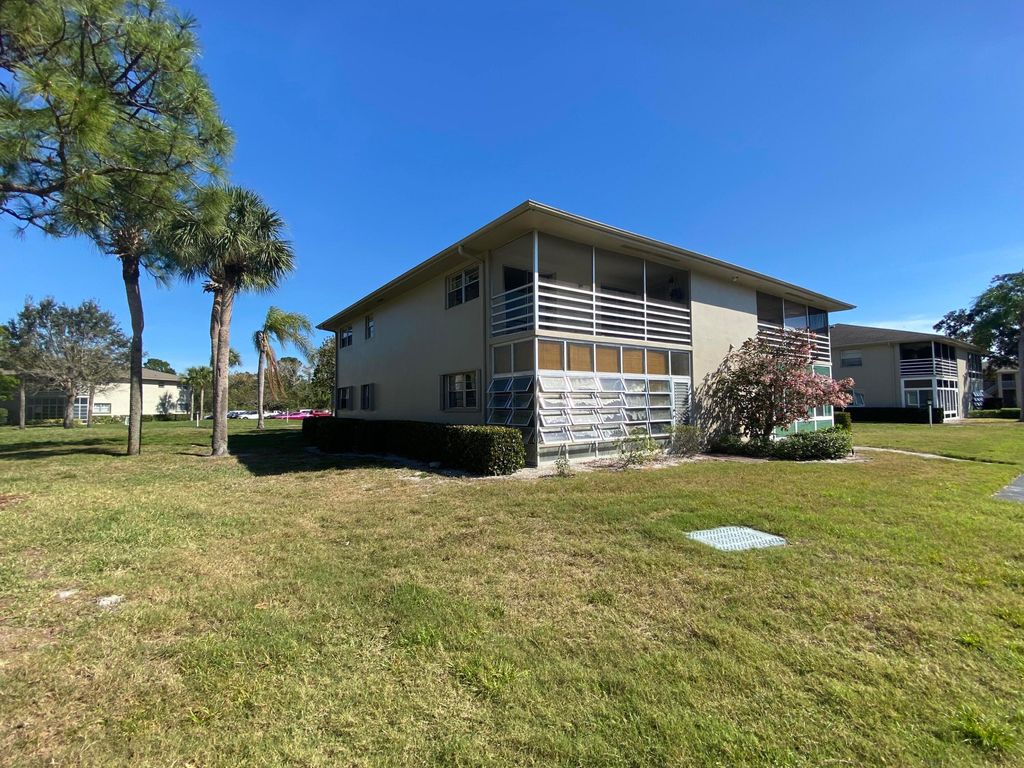 Photo of 26 Lake Vista Trail E #201, Port Saint Lucie, FL 34952 (MLS # R11151424)