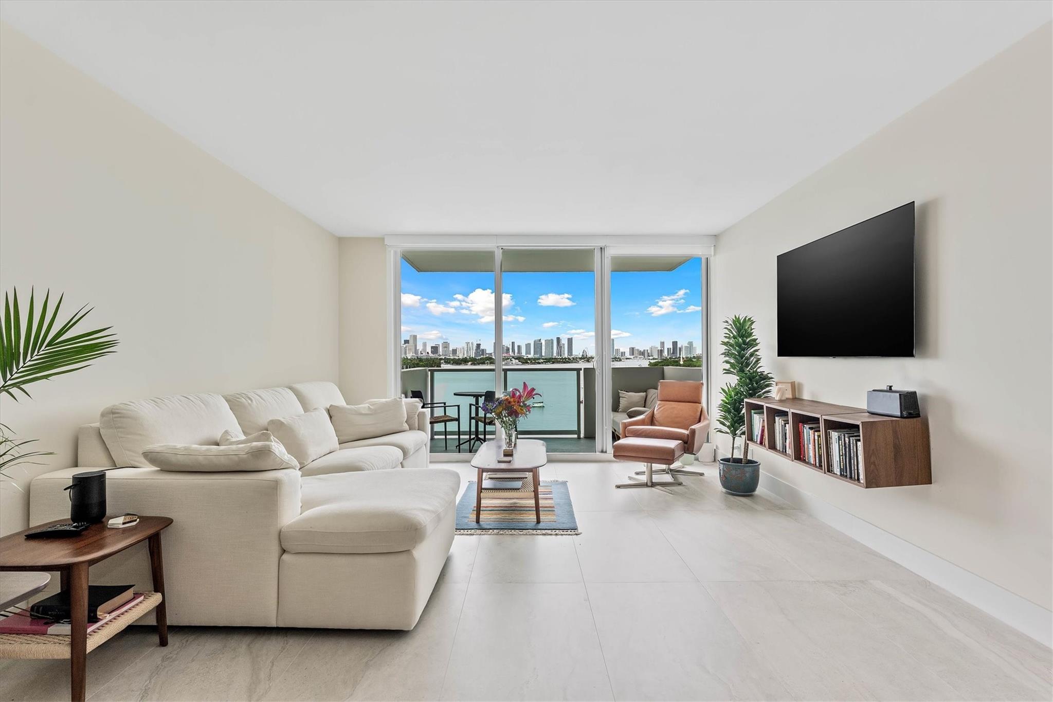 Mirador 1200 Condo - Residential Lease