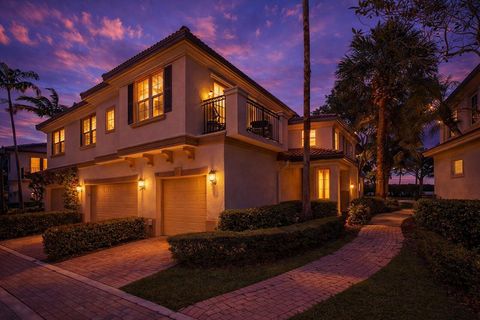 Pet Friendly Condos in Palm Beach County 112 179 Evergrene Parkway Palm Beach Gardens FL 33410