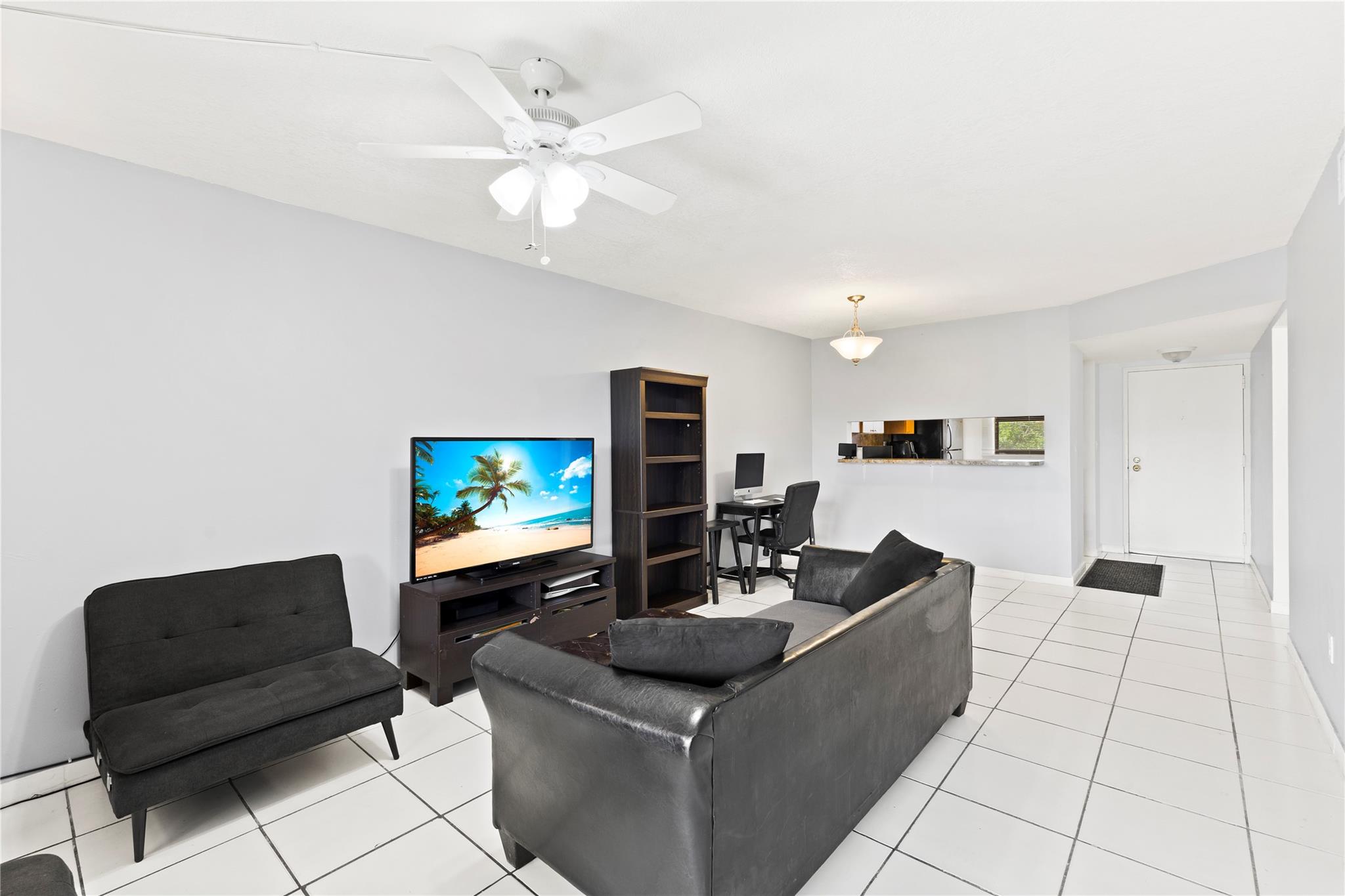 MIRAMAR CLUB - Residential