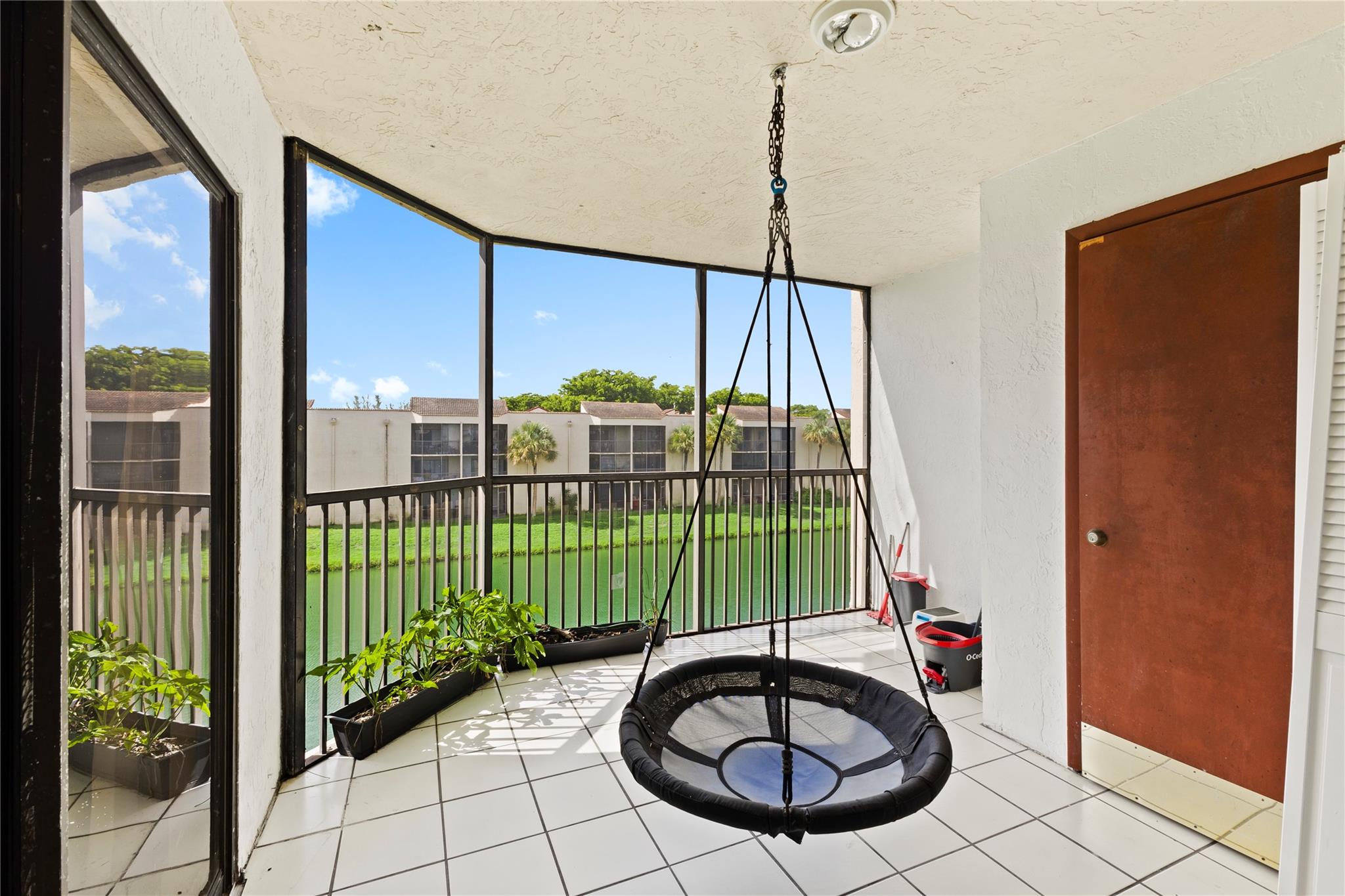MIRAMAR CLUB - Residential