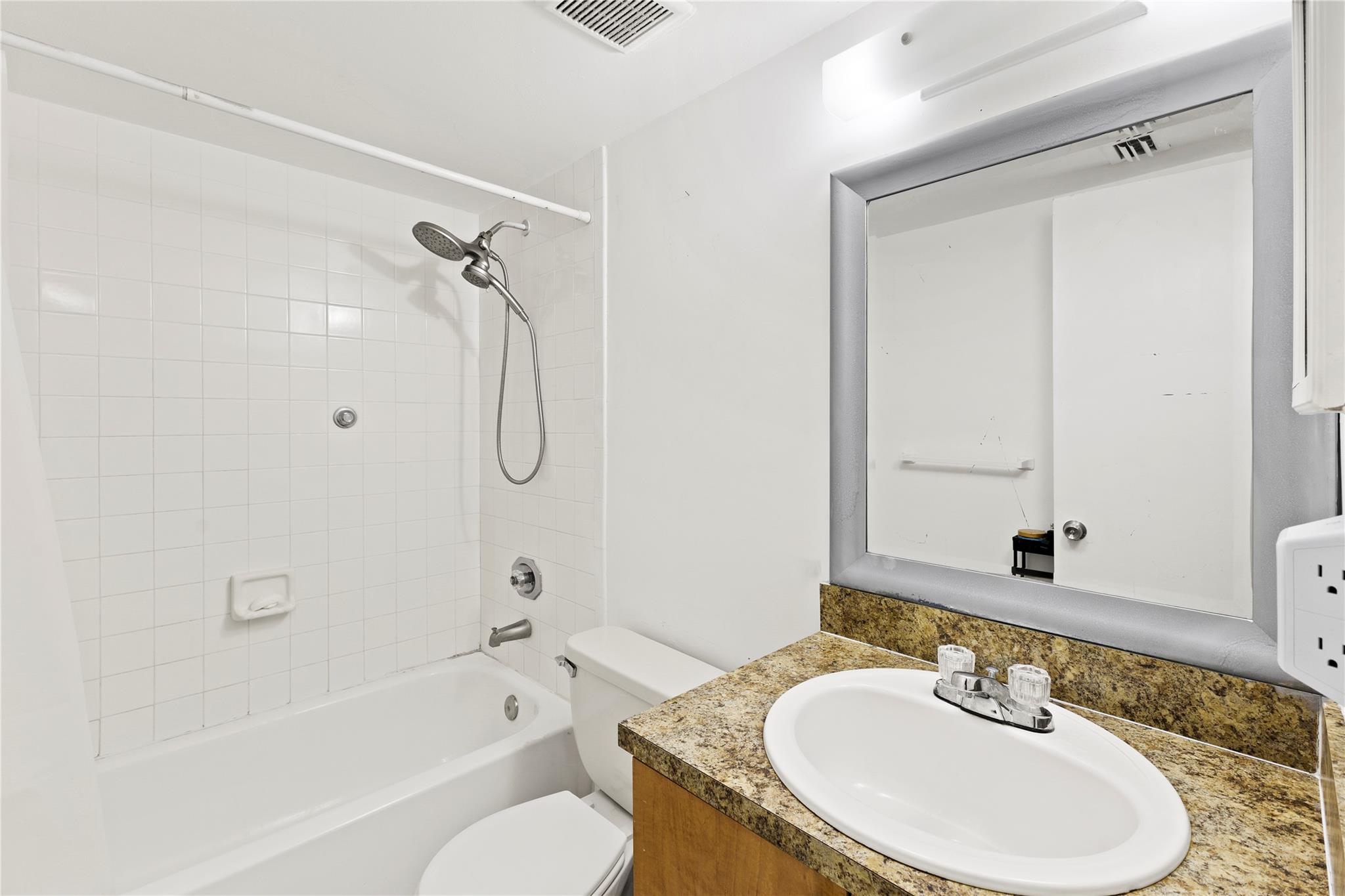 MIRAMAR CLUB - Residential