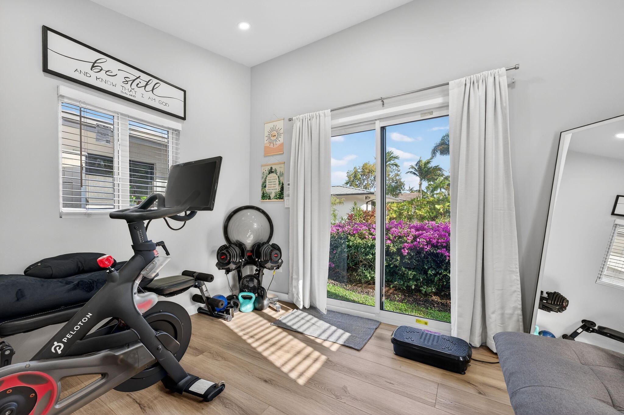 CORAL RIDGE COUNTRY CLUB - Residential