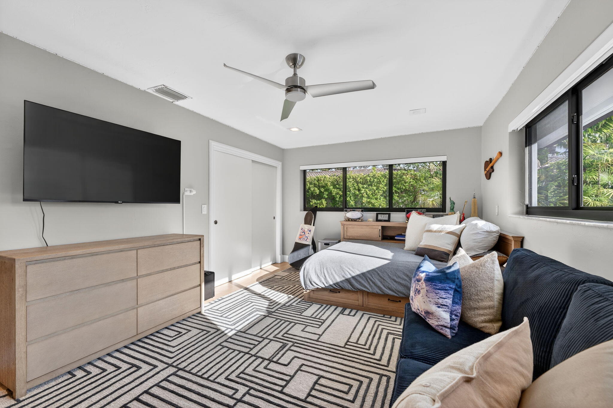 CORAL RIDGE COUNTRY CLUB - Residential