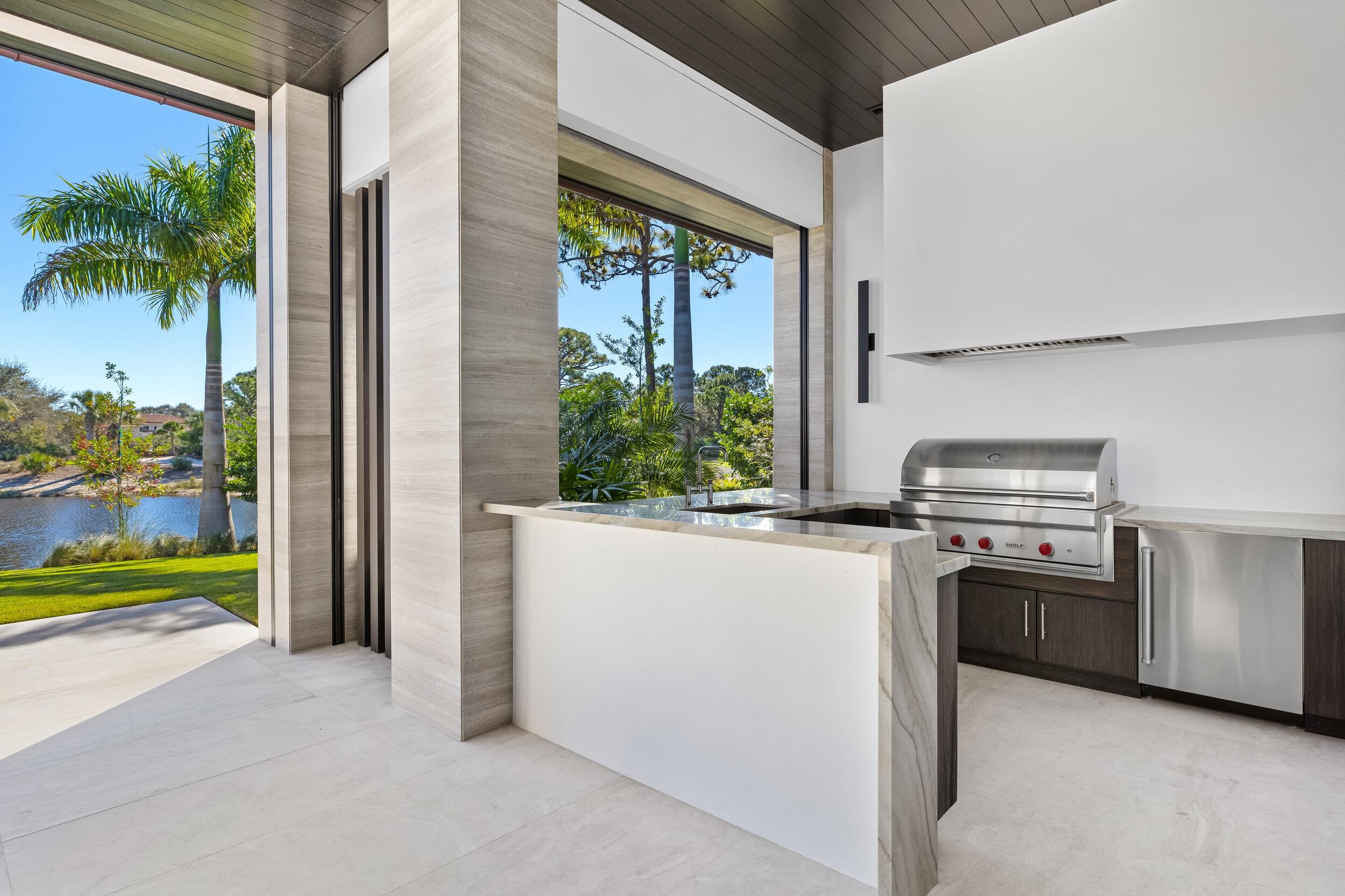 BEARS CLUB - Residential