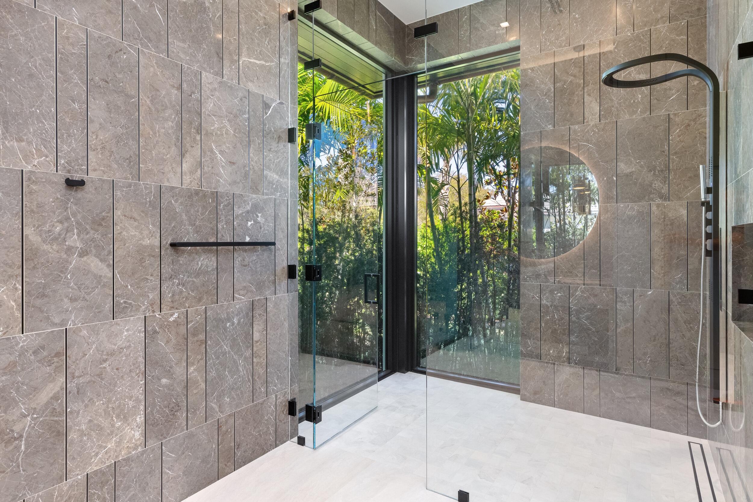 BEARS CLUB - Residential