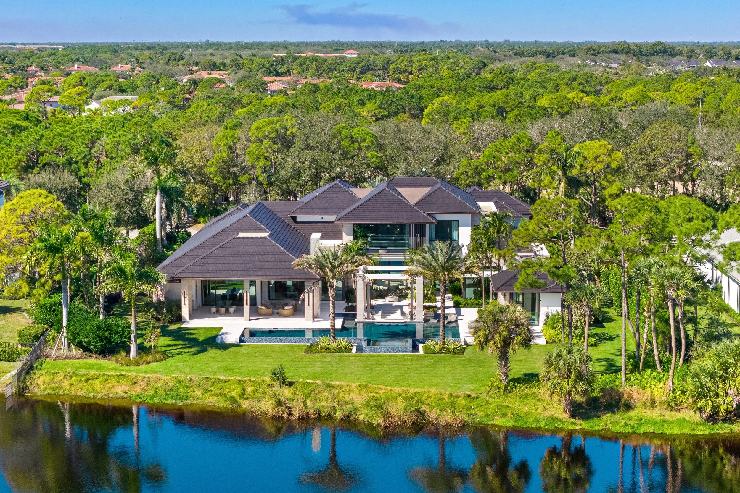 BEARS CLUB - Residential