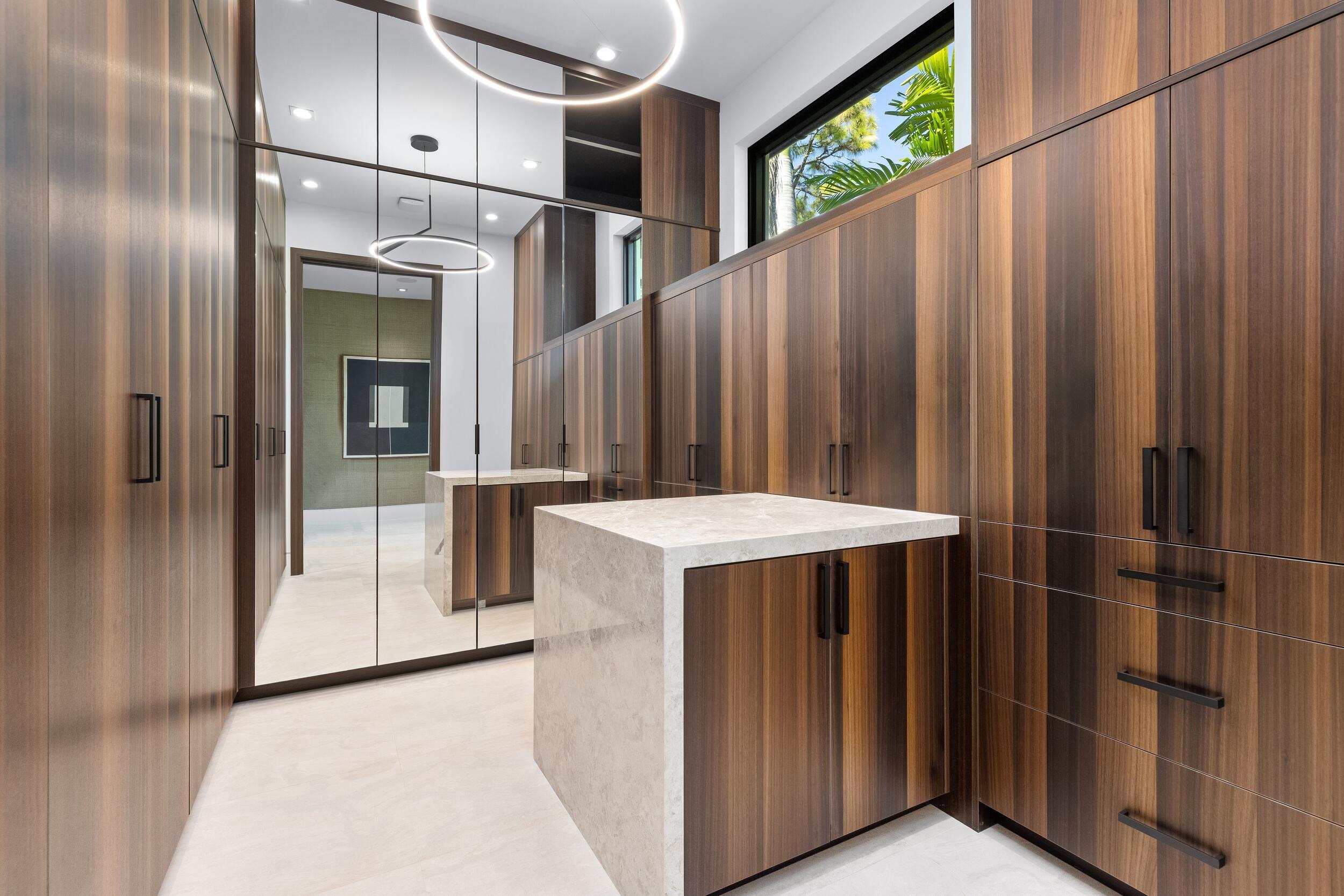 BEARS CLUB - Residential