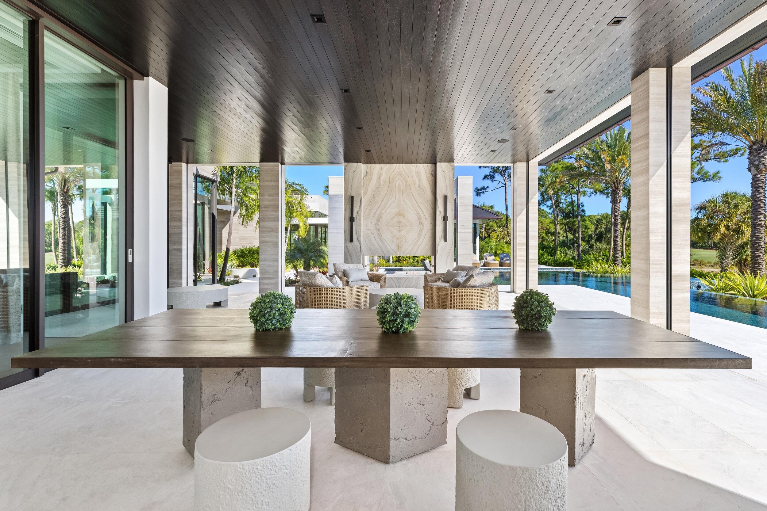 BEARS CLUB - Residential