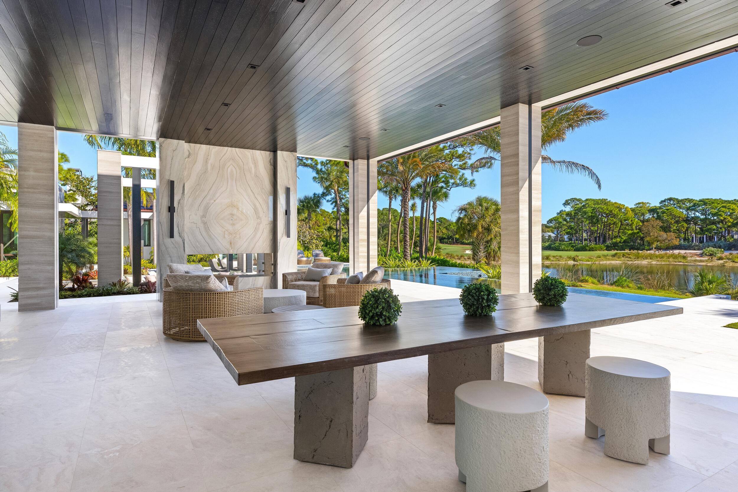 BEARS CLUB - Residential