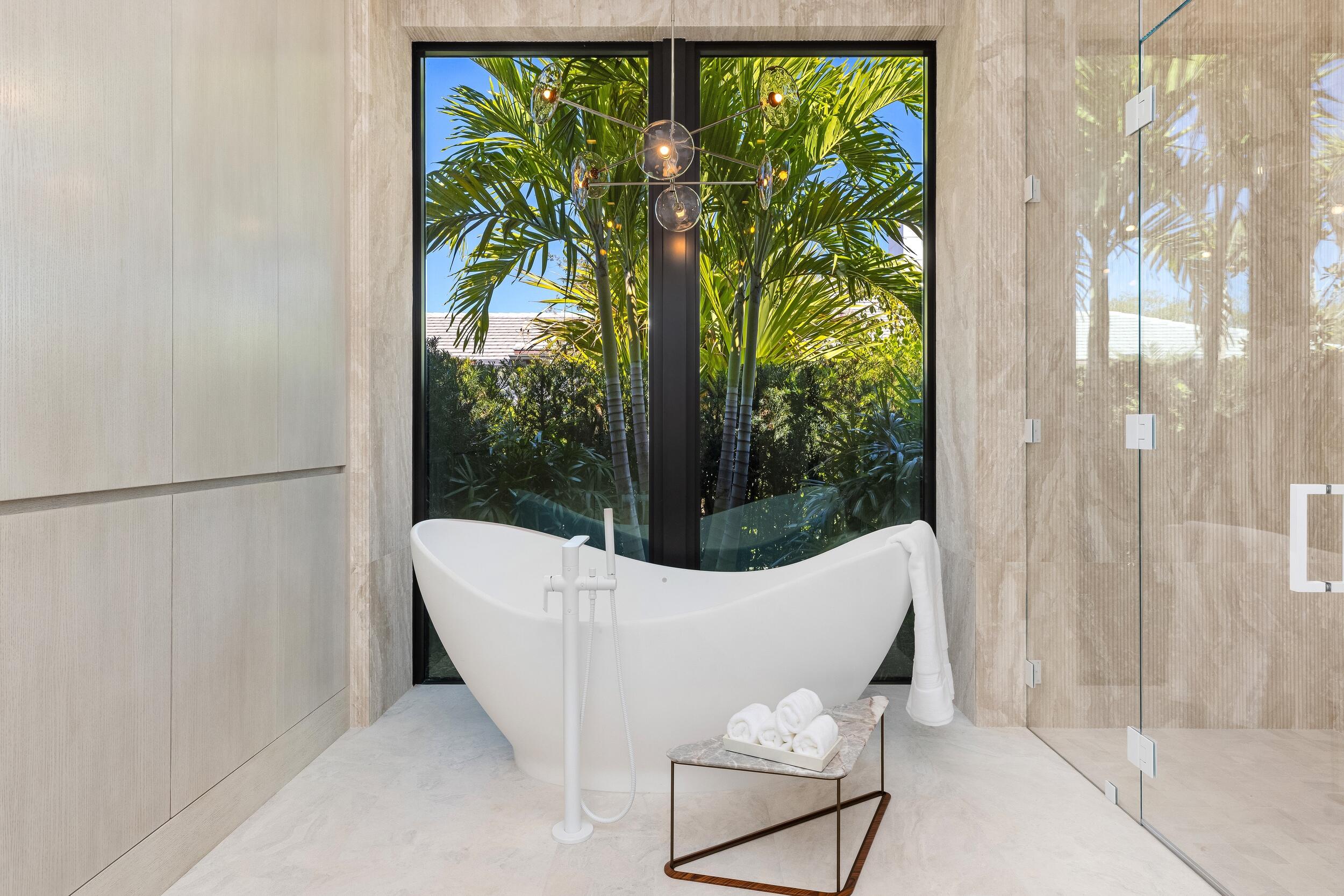 BEARS CLUB - Residential