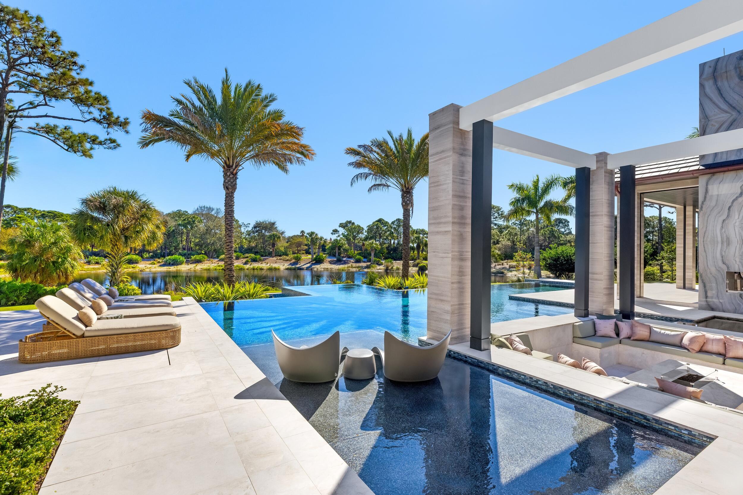 BEARS CLUB - Residential