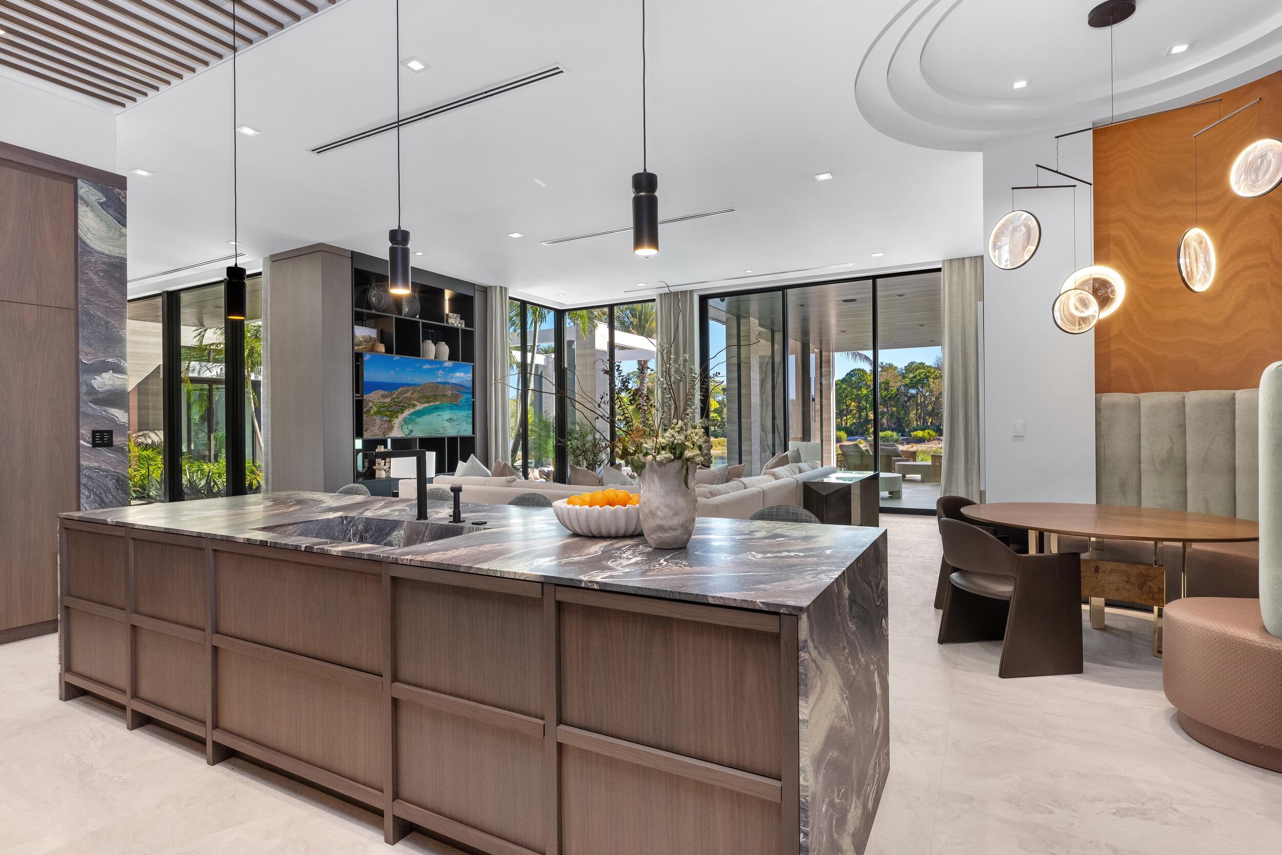 BEARS CLUB - Residential