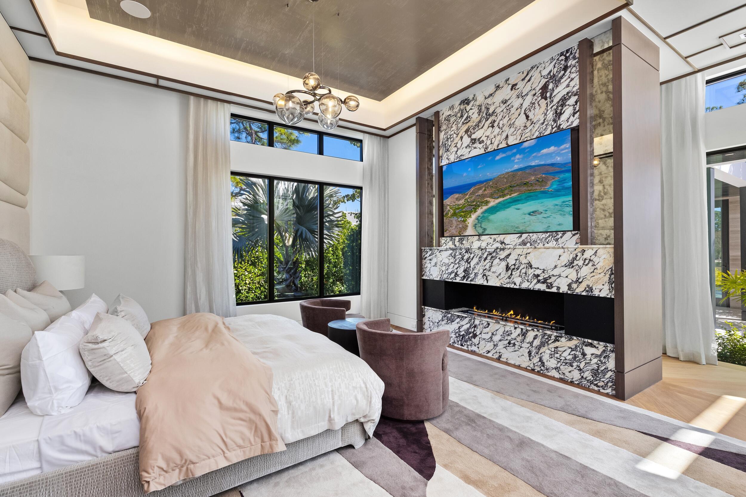 BEARS CLUB - Residential