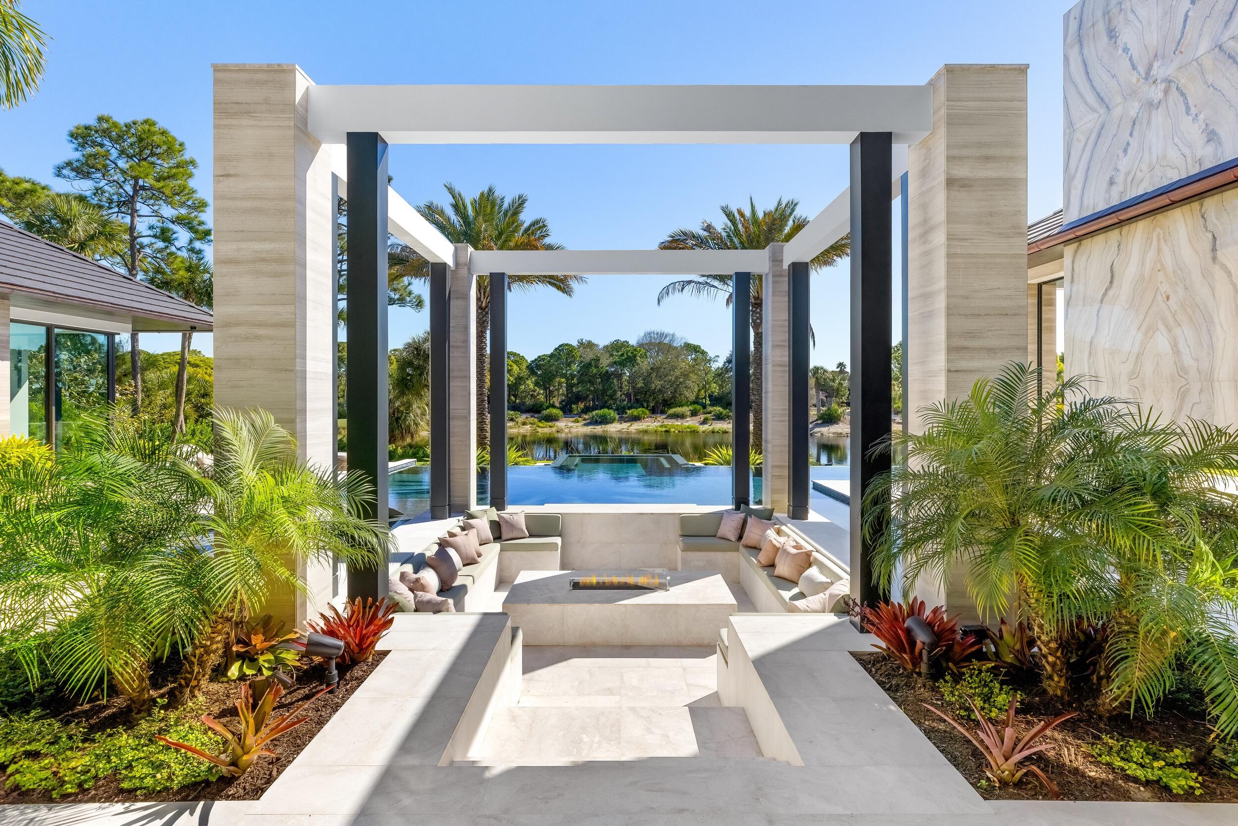 BEARS CLUB - Residential