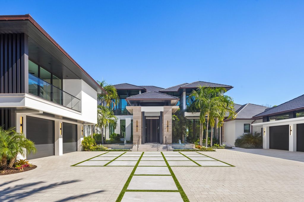 Photo of 228 Bears Club Drive, Jupiter, FL 33477 (MLS # R11161438)