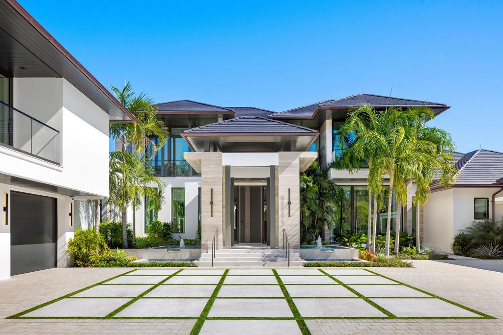 Photo of 228 Bears Club Drive, Jupiter, FL 33477 (MLS # R11161438)