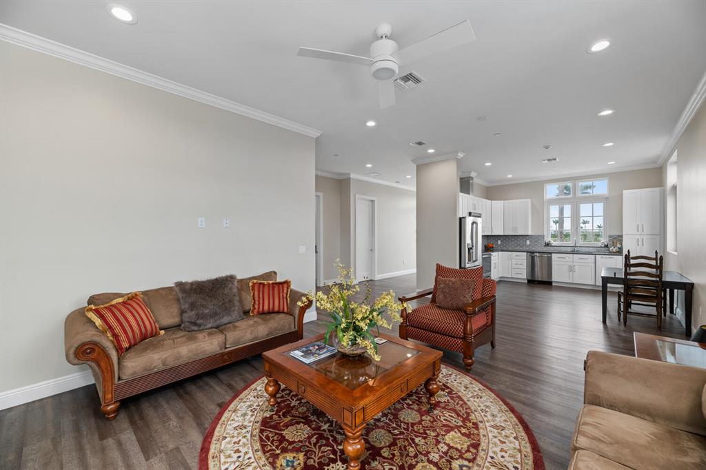 WELLINGTON PRESERVE REPLA - Residential