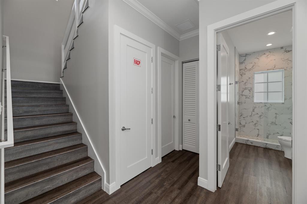 WELLINGTON PRESERVE REPLA - Residential