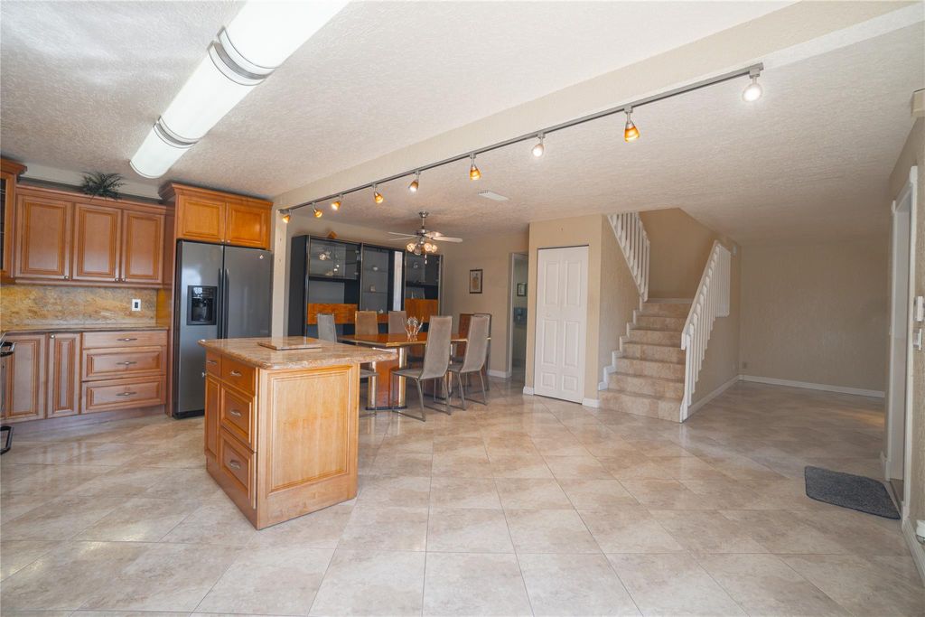 Photo of 302 Woodland Road, Palm Springs, FL 33461 (MLS # F10486093)