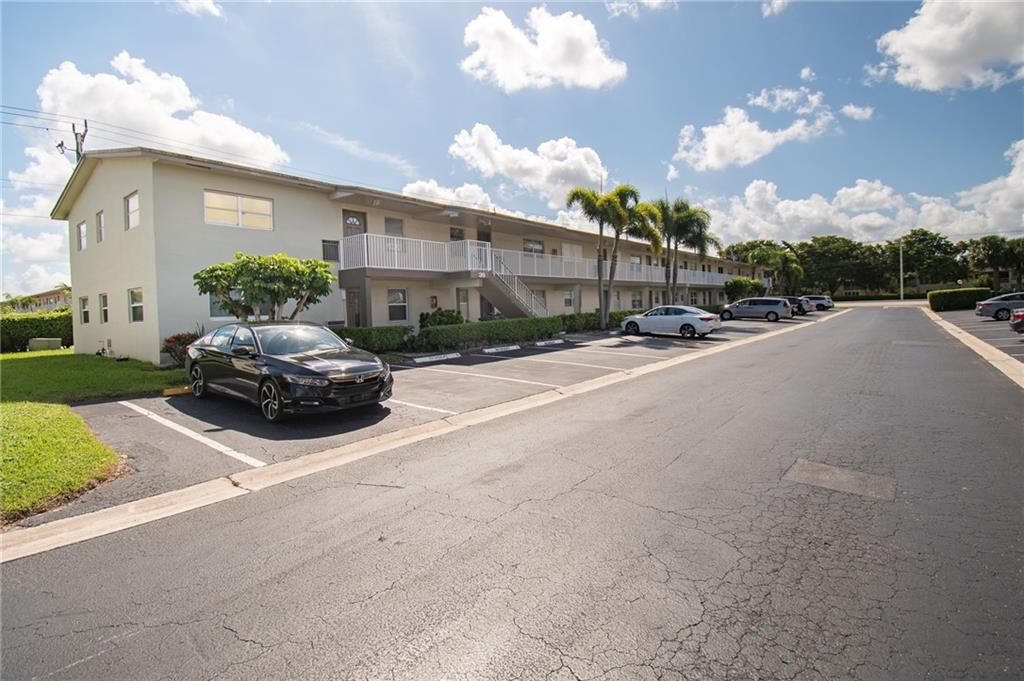 Oriole Gardens Two - Residential