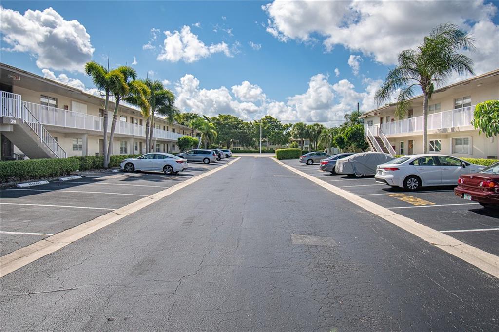 Oriole Gardens Two - Residential