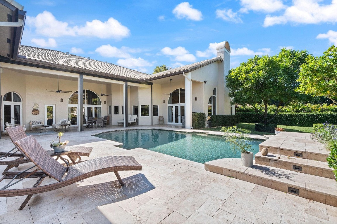 MIDDLE ACRES - Residential