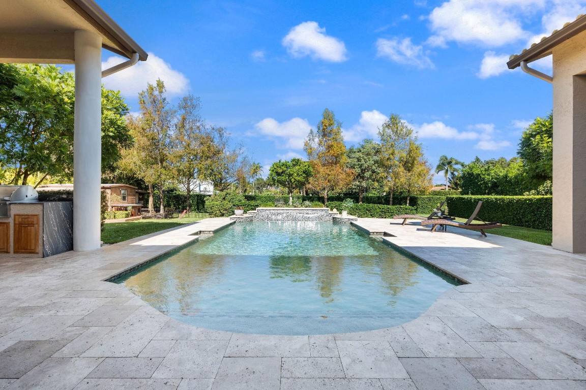 MIDDLE ACRES - Residential