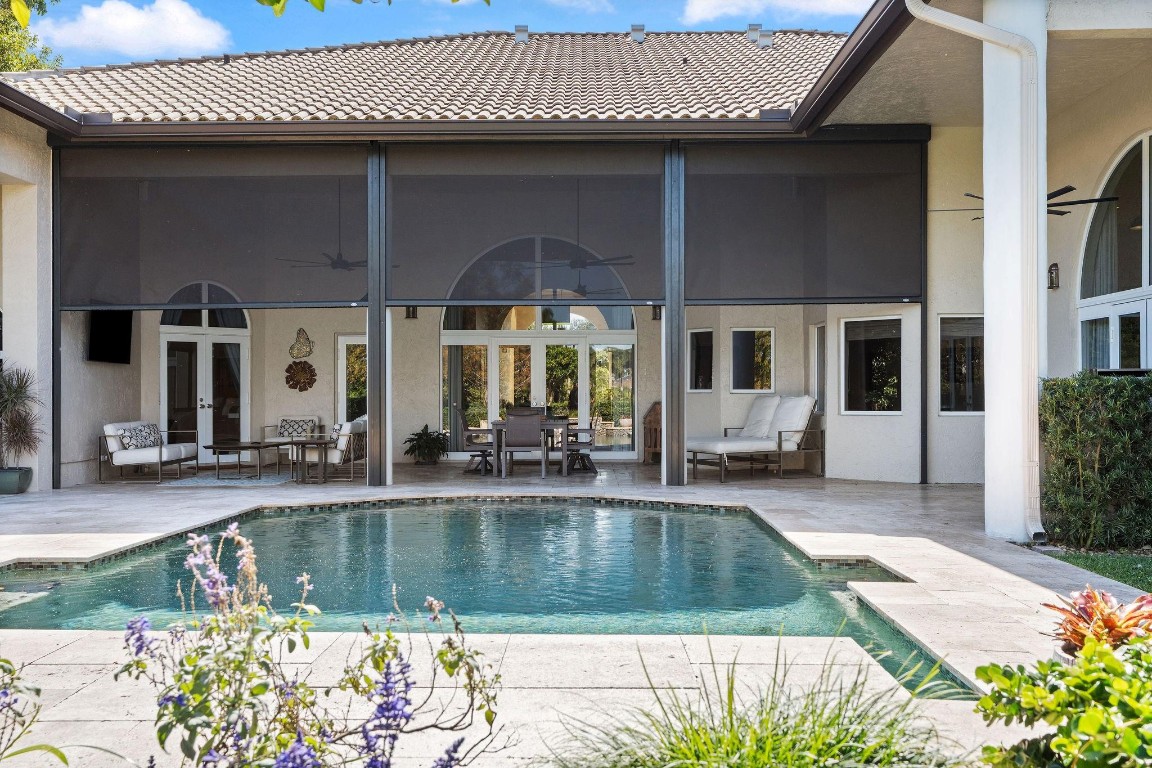 MIDDLE ACRES - Residential