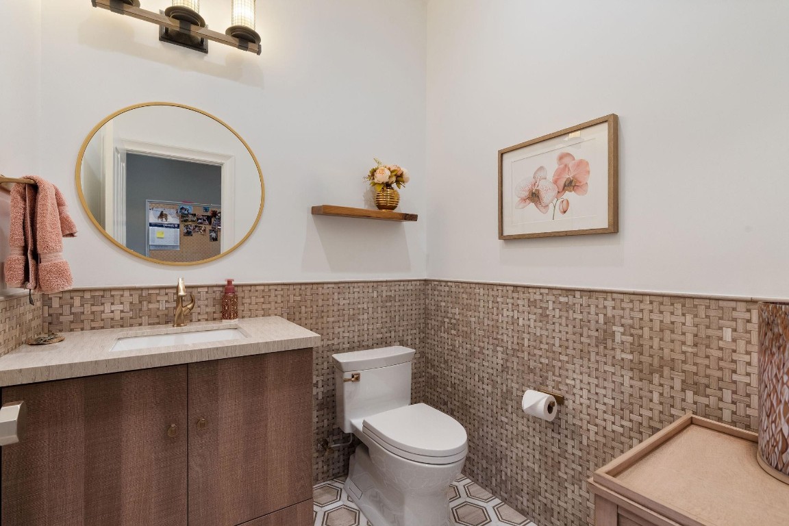 MIDDLE ACRES - Residential