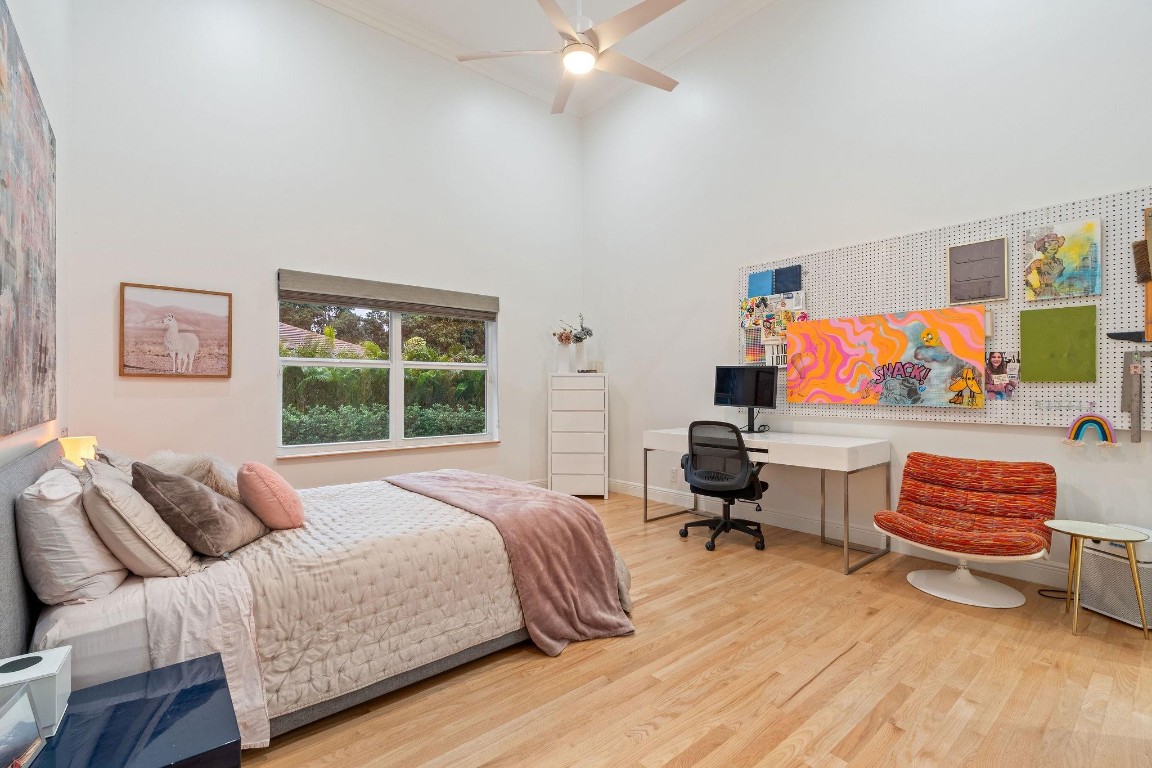 MIDDLE ACRES - Residential