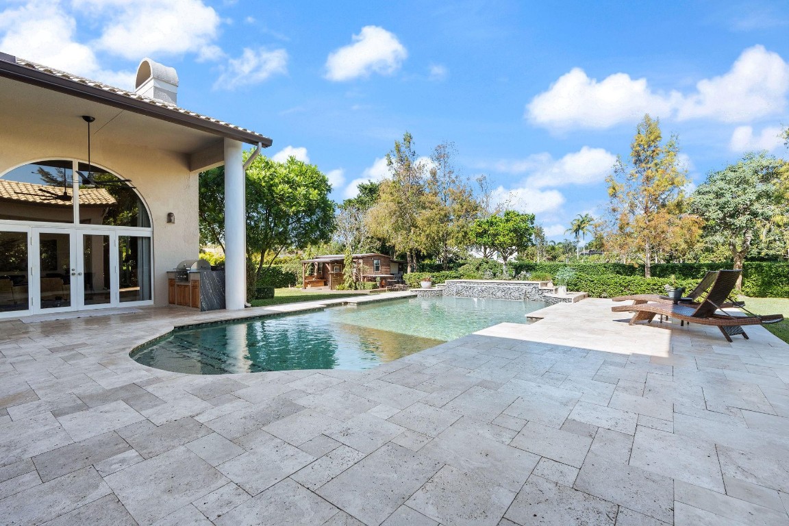 MIDDLE ACRES - Residential