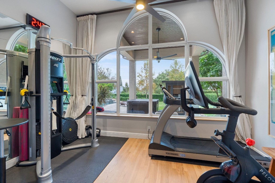 MIDDLE ACRES - Residential