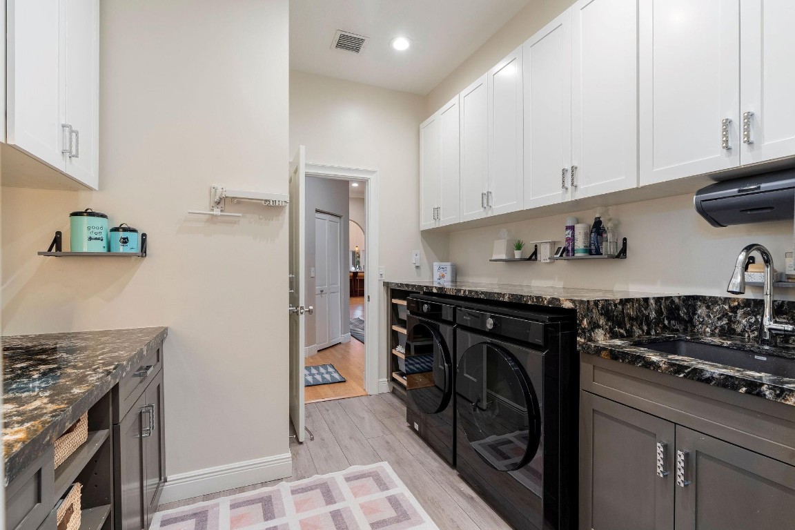 MIDDLE ACRES - Residential