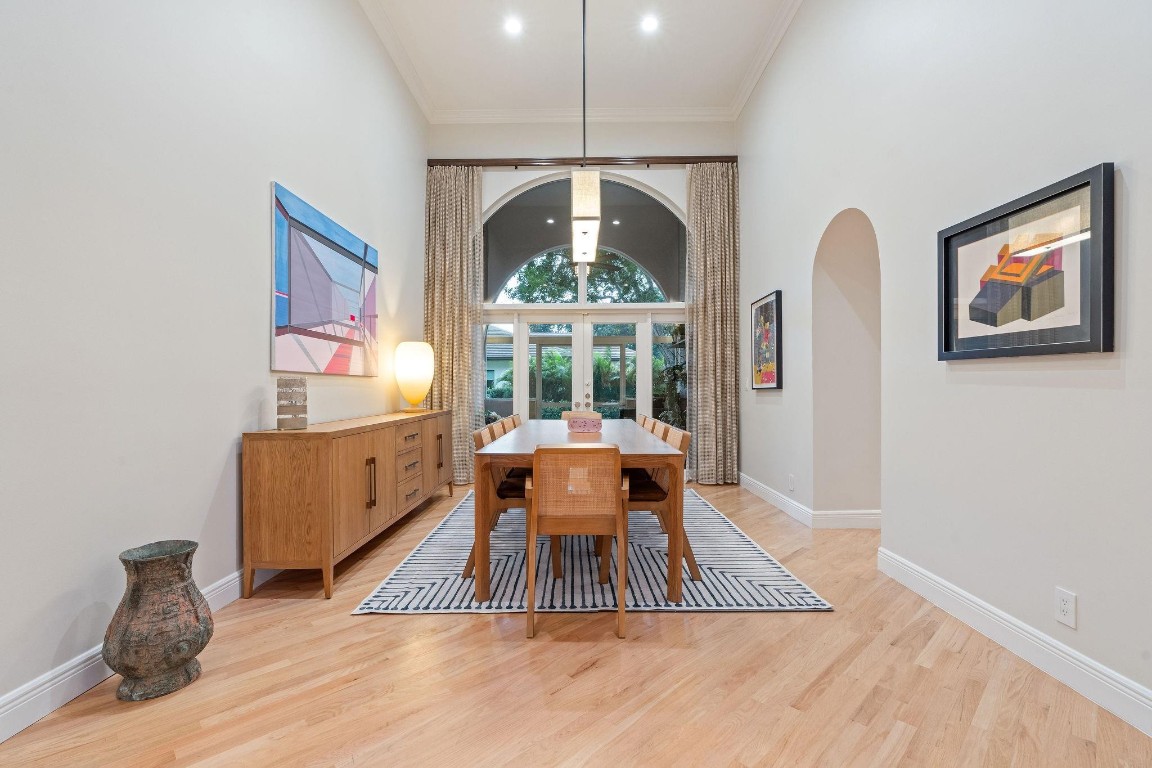 MIDDLE ACRES - Residential