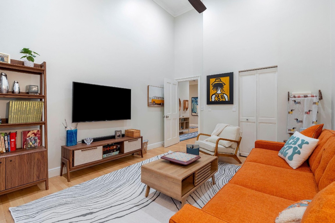 MIDDLE ACRES - Residential