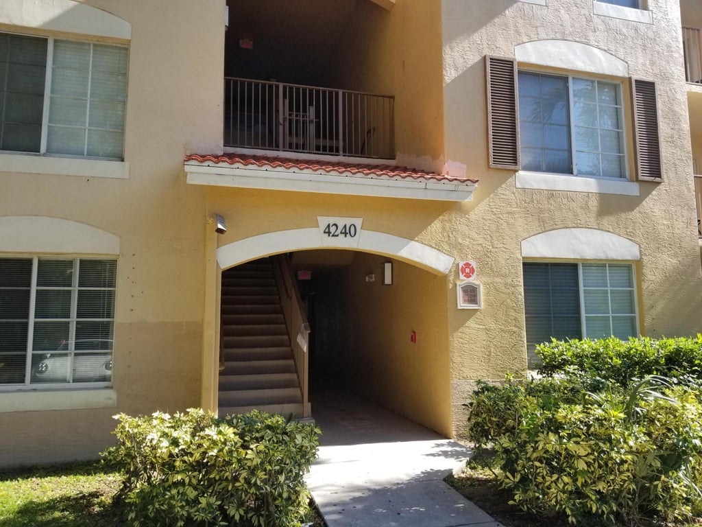 Photo of 4240 San Marino Boulevard #107, West Palm Beach, FL 33409 (MLS # R10931568)