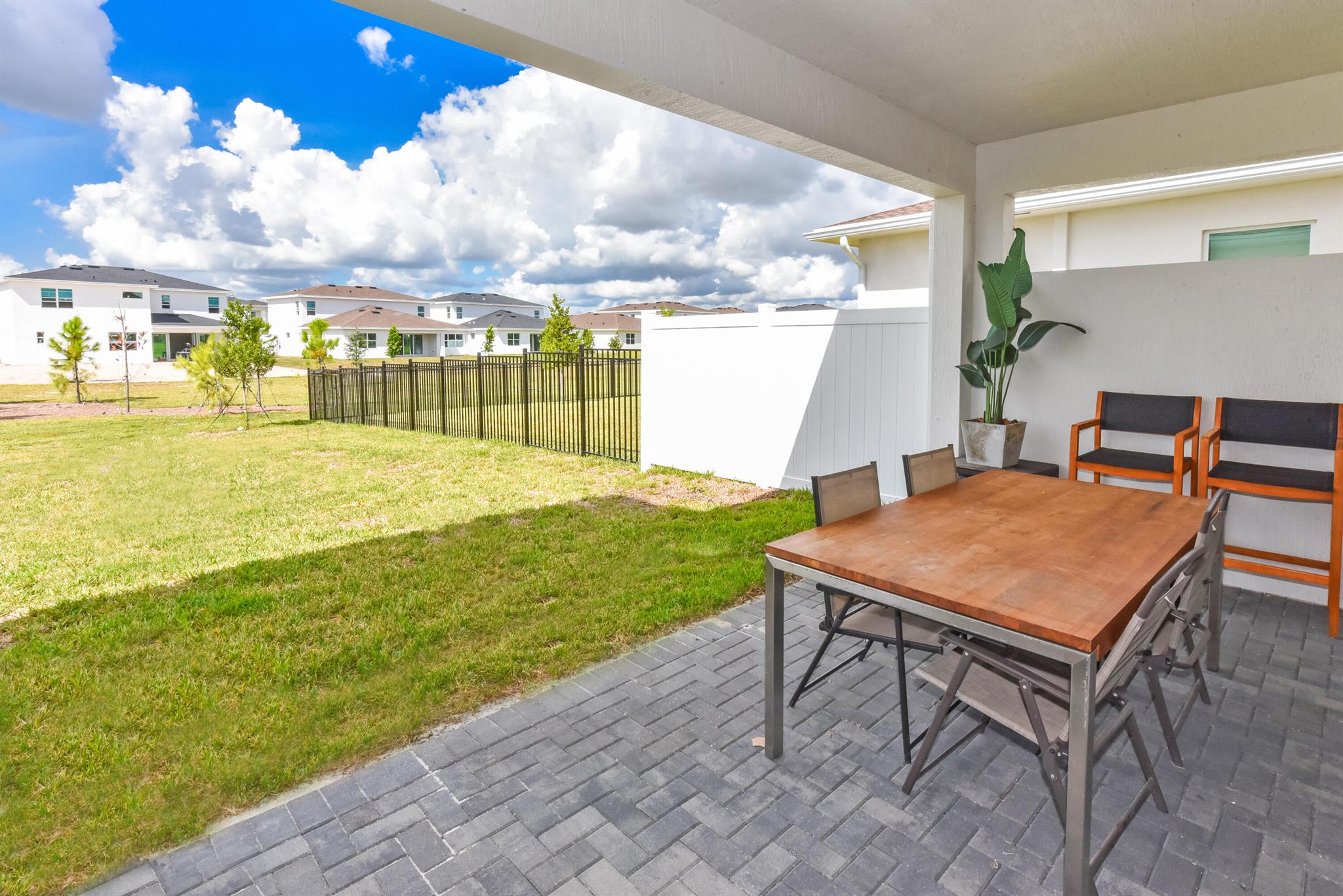 ARDEN PUD POD H NORTH - Residential Lease