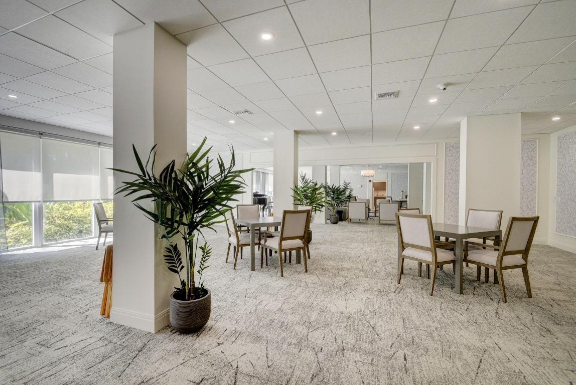 TWENTY TWO NINETY FIVE SOUTH OCEAN BLVD - Residential